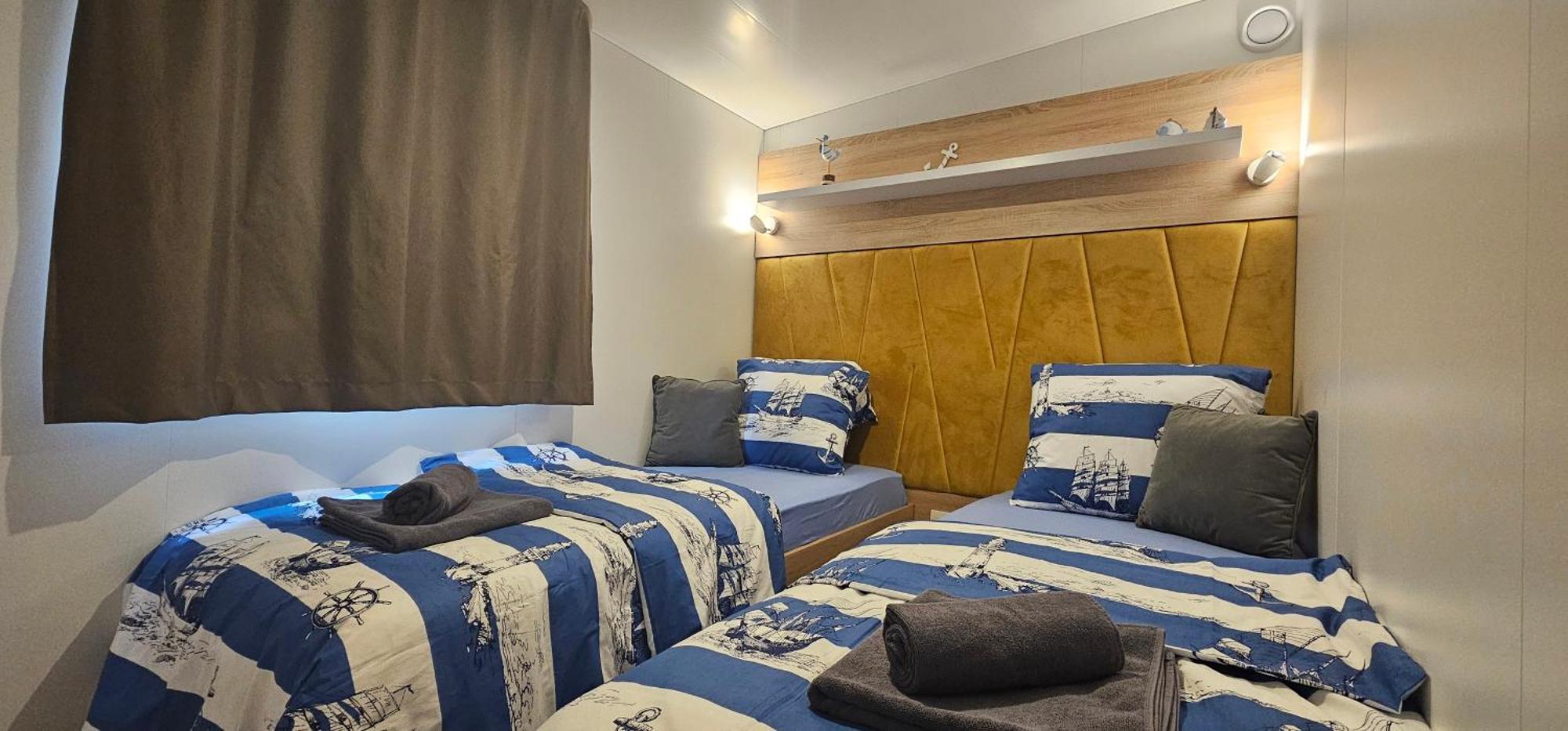 250 Mobile Home Selce Buitenkant foto
